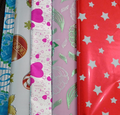 Lot de 5 Feuilles De Papiers d'Emballages Cadeau